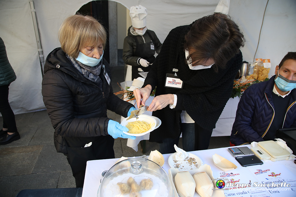 VBS_6247 - 10.ma Fiera Nazionale del Tartufo e Fiera dei Santi.jpg